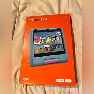 NIB Amazon Fire HD 10" 32GB Kids Tablet